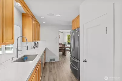 2323 Lexington Avenue #A, Everett, WA 98203 - Photo 11