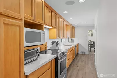 2323 Lexington Avenue, Everett, WA 98203 - Photo 11