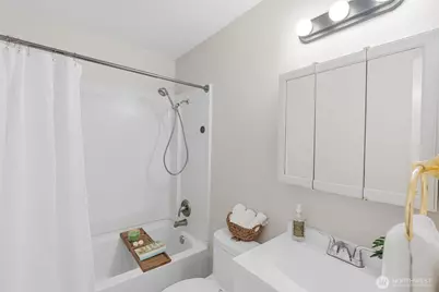 2205 M Street NE #A-B, Auburn, WA 98002 - Photo 21