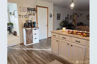 6941 Southwick Court SW, Olympia, WA 98512 - Photo 5