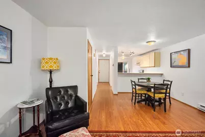 170 Newport Way NW #D32, Issaquah, WA 98027 - Photo 7