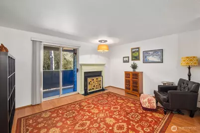 170 Newport Way NW #D32, Issaquah, WA 98027 - Photo 5