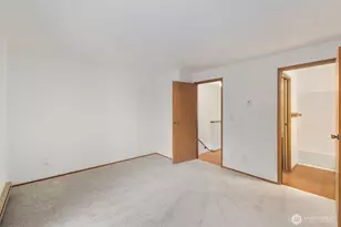 170 Newport Way NW, Issaquah, WA 98027 - Photo 23