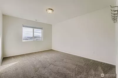 812 Sigafoos Avenue NW, Orting, WA 98360 - Photo 17