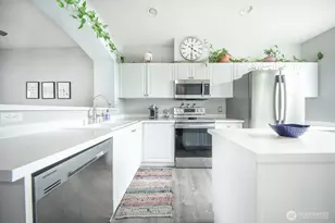 14007 69th Dr SE, Snohomish, WA 98296 - Photo 3