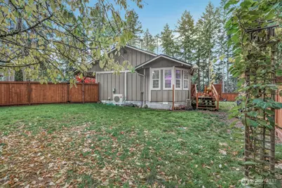 18305 Parkcrest Court SE, Yelm, WA 98597 - Photo 35