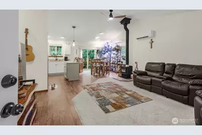 18305 Parkcrest Court SE, Yelm, WA 98597 - Photo 33