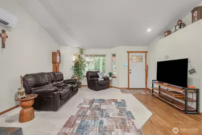 18305 Parkcrest Court SE, Yelm, WA 98597 - Photo 13