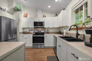 18305 Parkcrest Ct SE, Yelm, WA 98597 - Photo 21