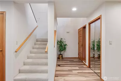 2955 Glenwood Drive #8, Longview, WA 98632 - Photo 3