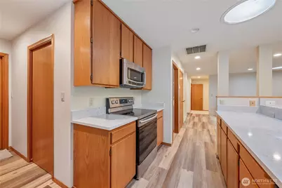 2955 Glenwood Drive #8, Longview, WA 98632 - Photo 9