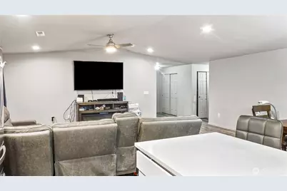 815 E Mt Adams Street, Othello, WA 99344 - Photo 13