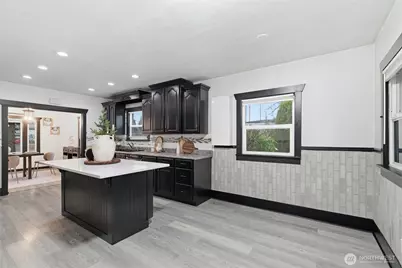 9712 Golden Given Road E, Tacoma, WA 98445 - Photo 11