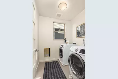 3246 B 14th Avenue W, Seattle, WA 98119 - Photo 13