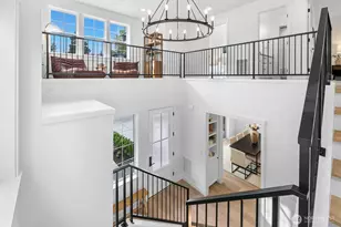 210 35th Ave E, Seattle, WA 98112 - Photo 17