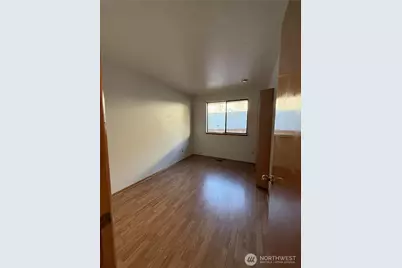 2024 SE 8 Drive, Renton, WA 98055 - Photo 9