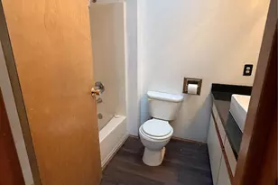 2024 SE 8th Dr, Renton, WA 98055 - Photo 11