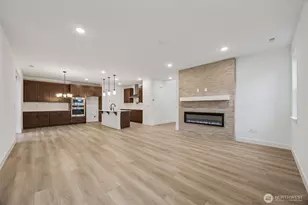 2207 Oak Ct, Milton, WA 98354 - Photo 5