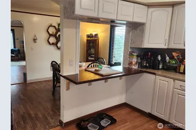 616 S 63rd St, Tacoma, WA 98408 - Photo 7