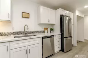 15209 25th Ave E, Tacoma, WA 98445 - Photo 9