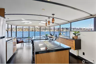 2040 Westlake Avenue N #26, Seattle, WA 98109 - Photo 13