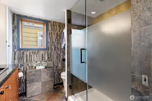 2040 Westlake Ave N, Seattle, WA 98109 - Photo 29