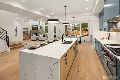 15534 SE 10th Street, Bellevue, WA 98007 - Photo 11