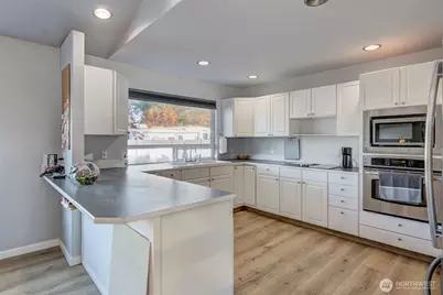 613 Meadow Drive, Wenatchee, WA 98801 - Photo 11