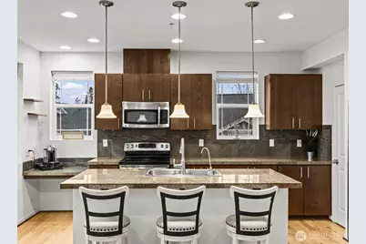 15720 Manor #O1, Lynnwood, WA 98087 - Photo 3