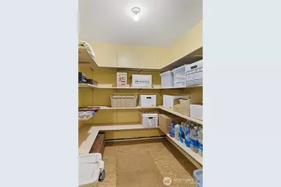 2400 W Boston Street, Seattle, WA 98199 - Photo 23