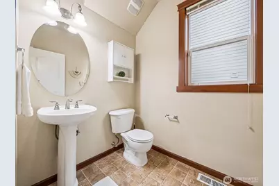 9432 202nd Street E, Graham, WA 98338 - Photo 13