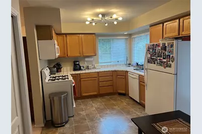 4006 Peters Lane, Anacortes, WA 98221 - Photo 9