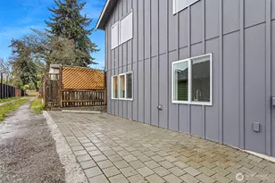 8003 25th Ave NW, Seattle, WA 98117 - Photo 25