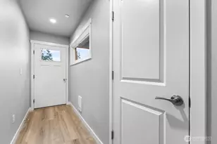 16823 Alder Way, Lynnwood, WA 98037 - Photo 9