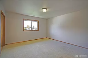 26127 74th Ave NW, Stanwood, WA 98292 - Photo 19