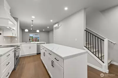 16823 Alder Way #E3, Lynnwood, WA 98037 - Photo 13