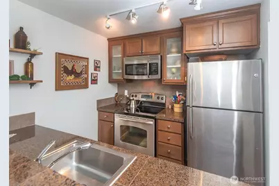 300 N 130th Street #4104, Seattle, WA 98133 - Photo 7