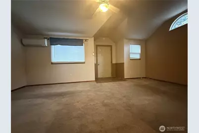 2726 21st Street SW, Puyallup, WA 98373 - Photo 5