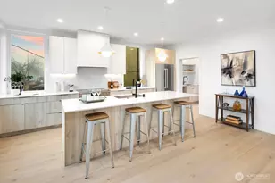 806 34th Ave, Seattle, WA 98122 - Photo 13