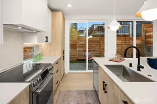 808 34th Ave, Seattle, WA 98122 - Photo 11