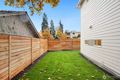 808 34th Avenue, Seattle, WA 98122 - Photo 31