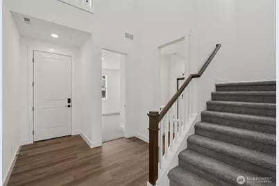 2211 Oak Court #10, Milton, WA 98354 - Photo 3