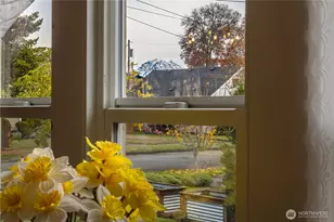 318 4th St SW, Puyallup, WA 98371 - Photo 11