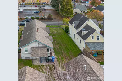 318 4th Street SW, Puyallup, WA 98371 - Photo 39