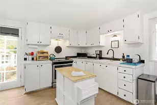 1401 Sidney Ave, Port Orchard, WA 98366 - Photo 9