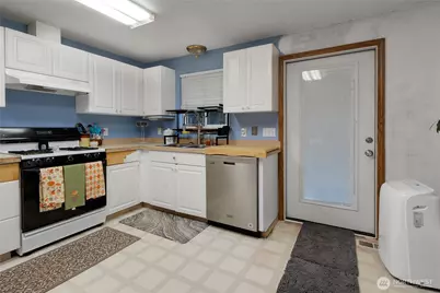 8114 204th Street Ct E, Spanaway, WA 98387 - Photo 7