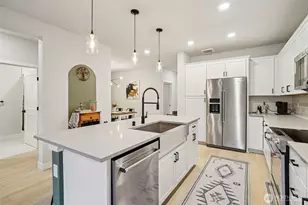 14598 Westminster Way N, Shoreline, WA 98133 - Photo 3