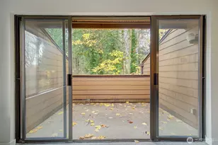 11416 NE 128th St, Kirkland, WA 98034 - Photo 11