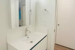 11211 NE 68th St, Kirkland, WA 98033 - Photo 17