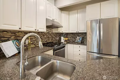 2840 139th Avenue SE #16, Bellevue, WA 98005 - Photo 13